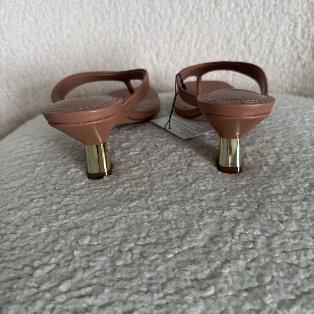 The Drop Tan Dakota Thong Sculpted Heel Sandal - Picture 5 of 8